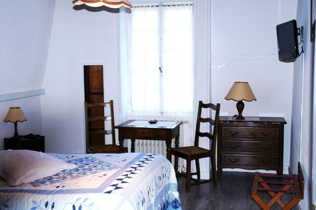 Hotel Le Fenelon Carennac Pokój zdjęcie